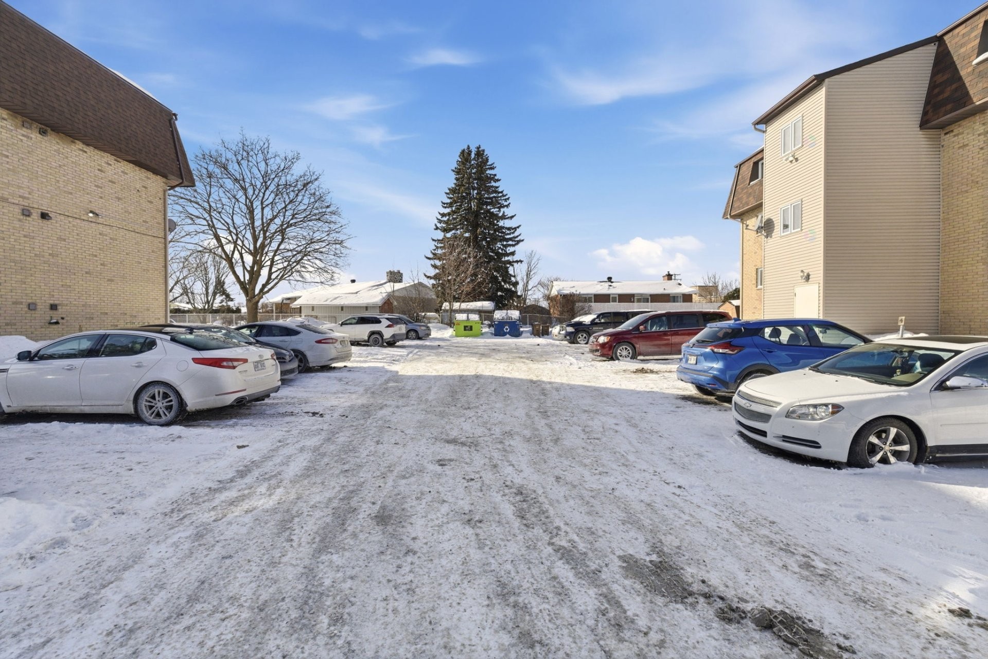 









168


Rue Lamarche

, 2,
Gatineau (Gatineau),




QC
J8T5C5

