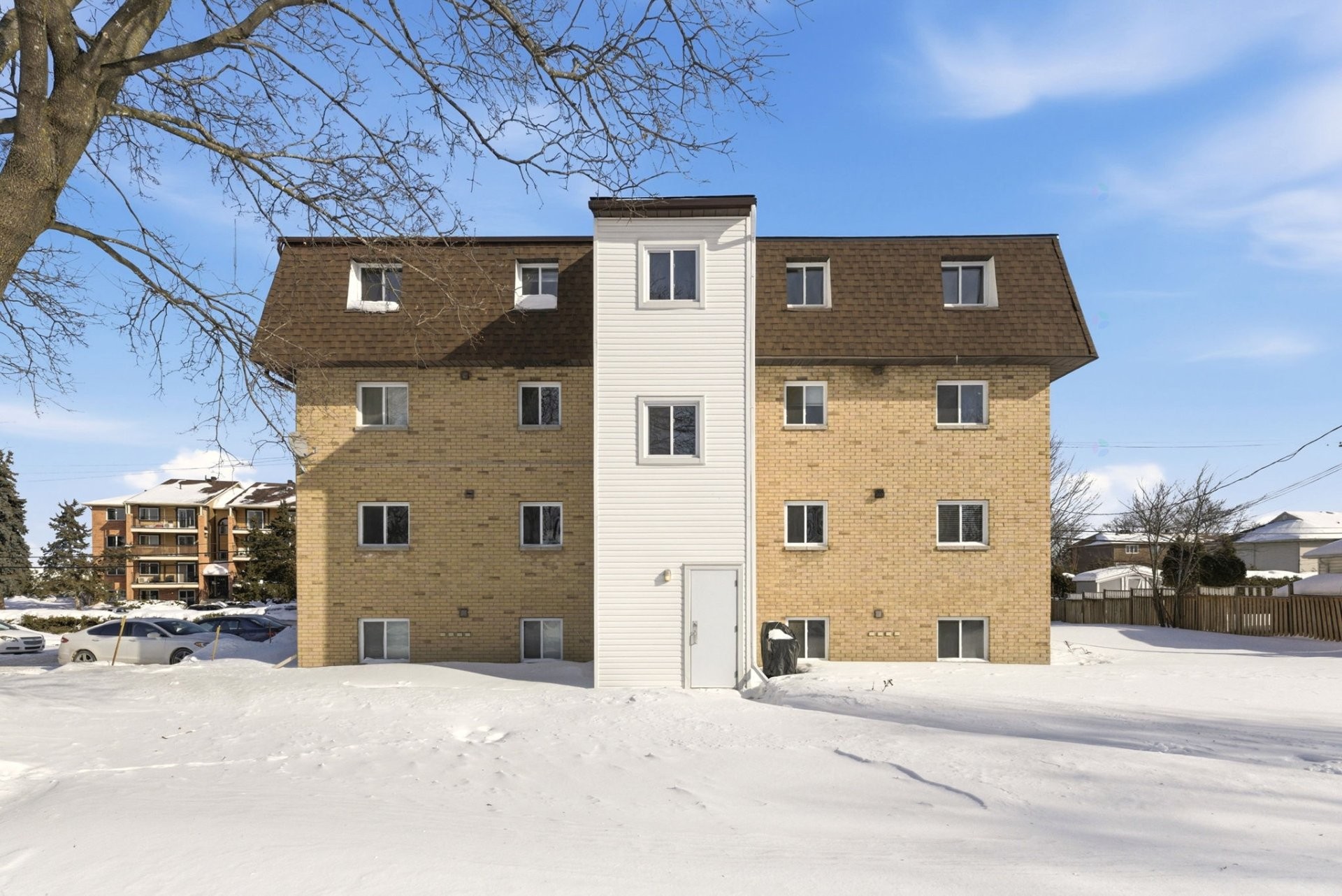 









168


Rue Lamarche

, 2,
Gatineau (Gatineau),




QC
J8T5C5

