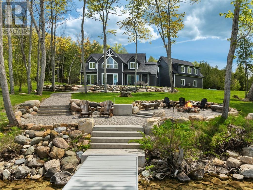 












76B Johnston Road

,
Mindemoya, Manitoulin Island,




Ontario
P0P1S0

