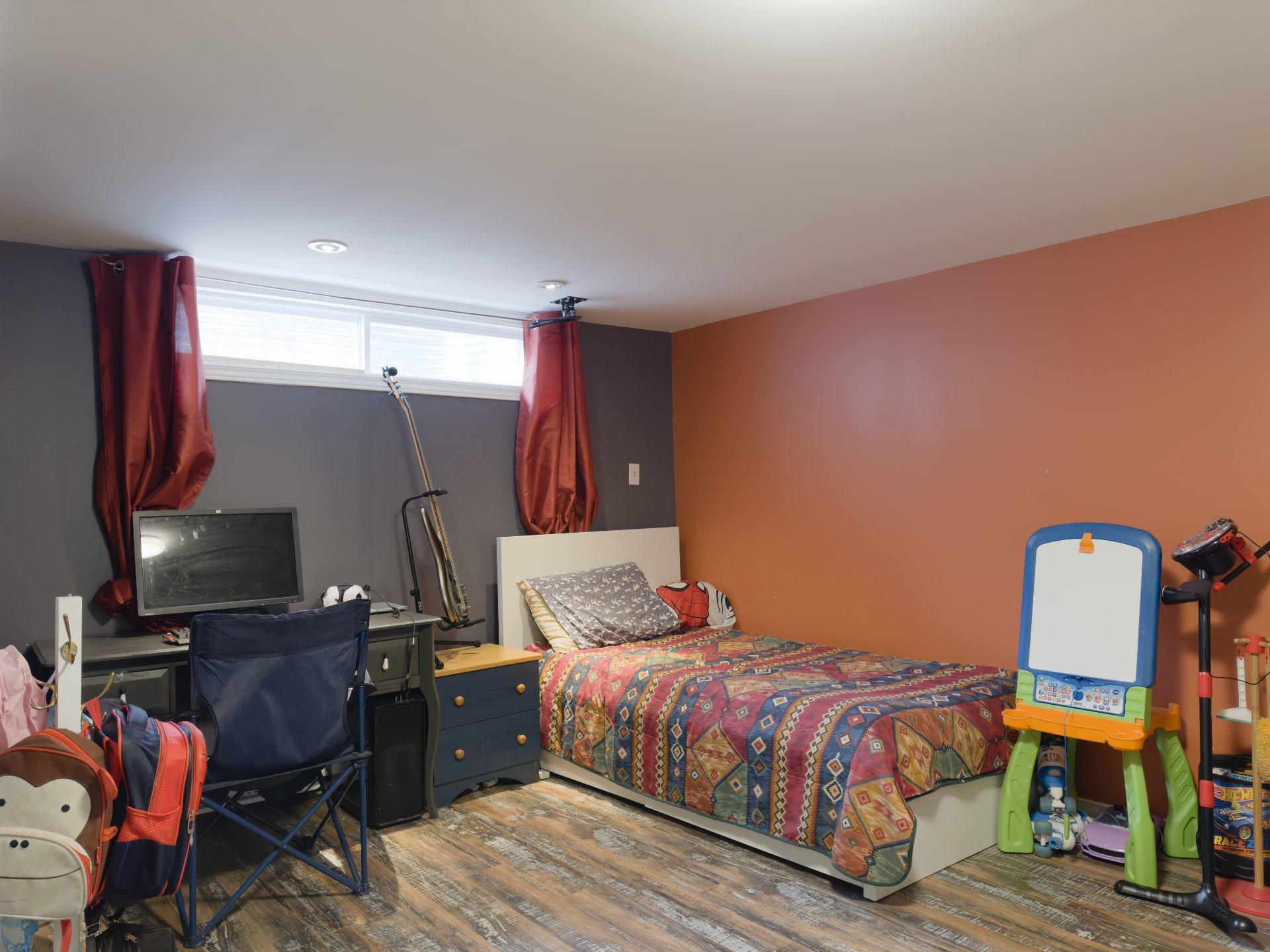 









763


Rue Riverin

,
Longueuil (Le Vieux-Longueuil),




QC
J4L3E5

