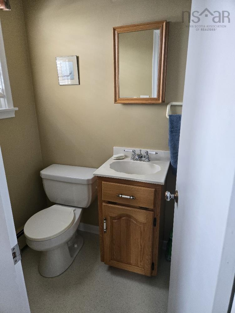 












35 Fairview Drive

,
Truro,




NS
B2N 1S2

