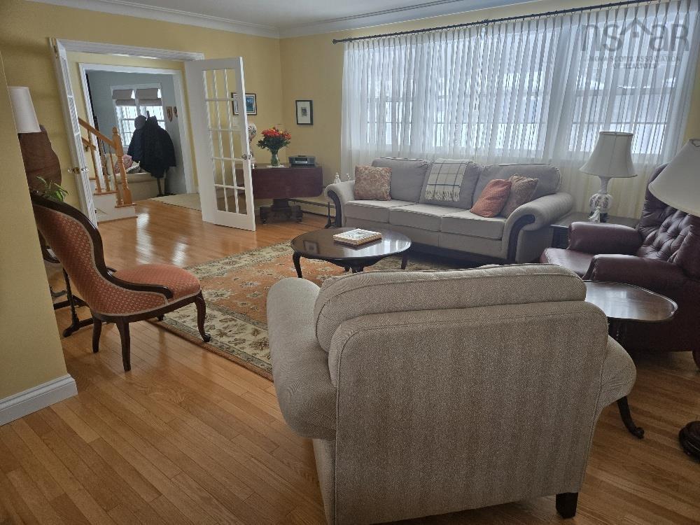 












35 Fairview Drive

,
Truro,




NS
B2N 1S2

