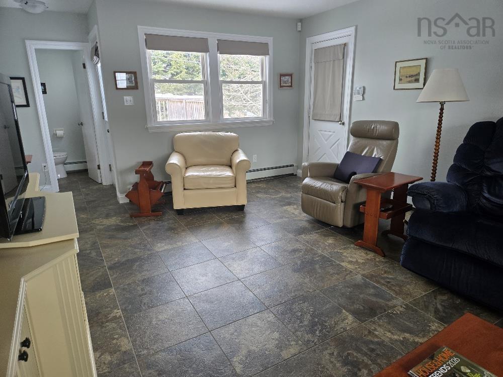 












35 Fairview Drive

,
Truro,




NS
B2N 1S2

