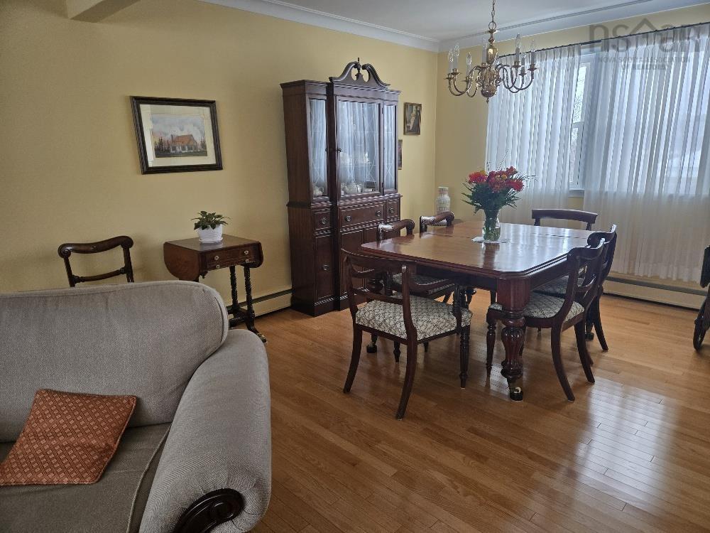 












35 Fairview Drive

,
Truro,




NS
B2N 1S2

