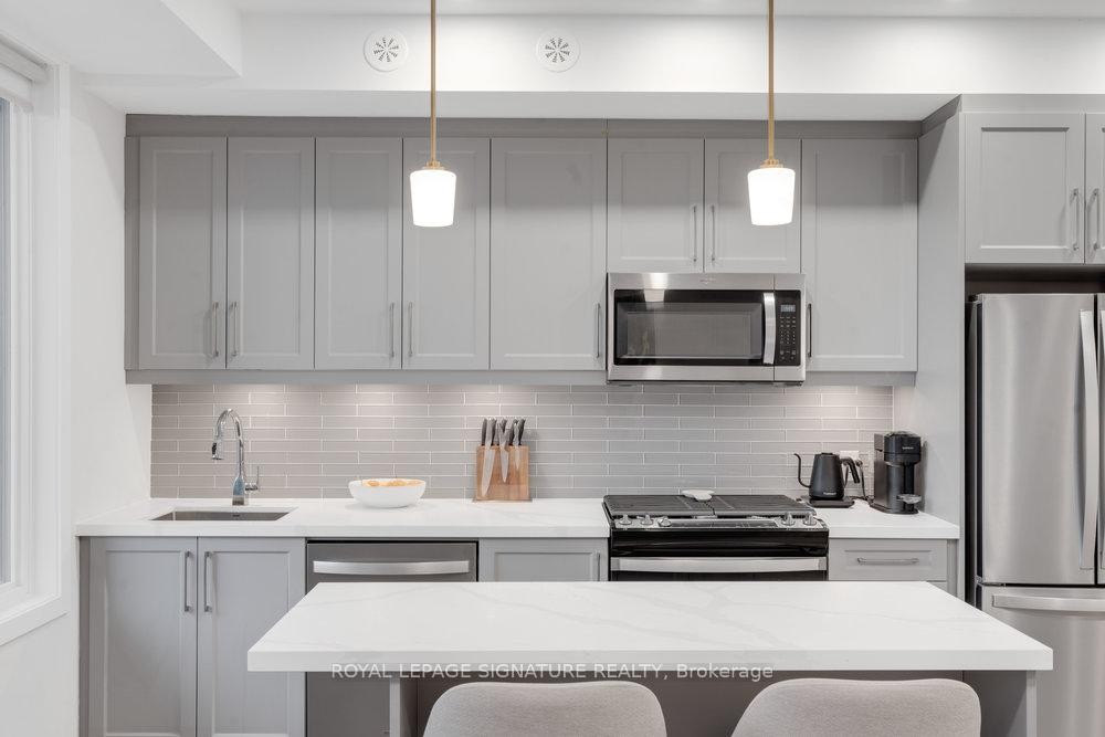 









1467


O'Connor

Drive, 4,
Toronto,




ON
M4B 0A7

