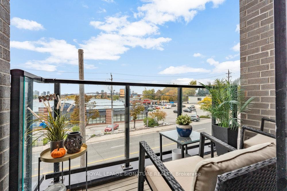 









1467


O'Connor

Drive, 4,
Toronto,




ON
M4B 0A7

