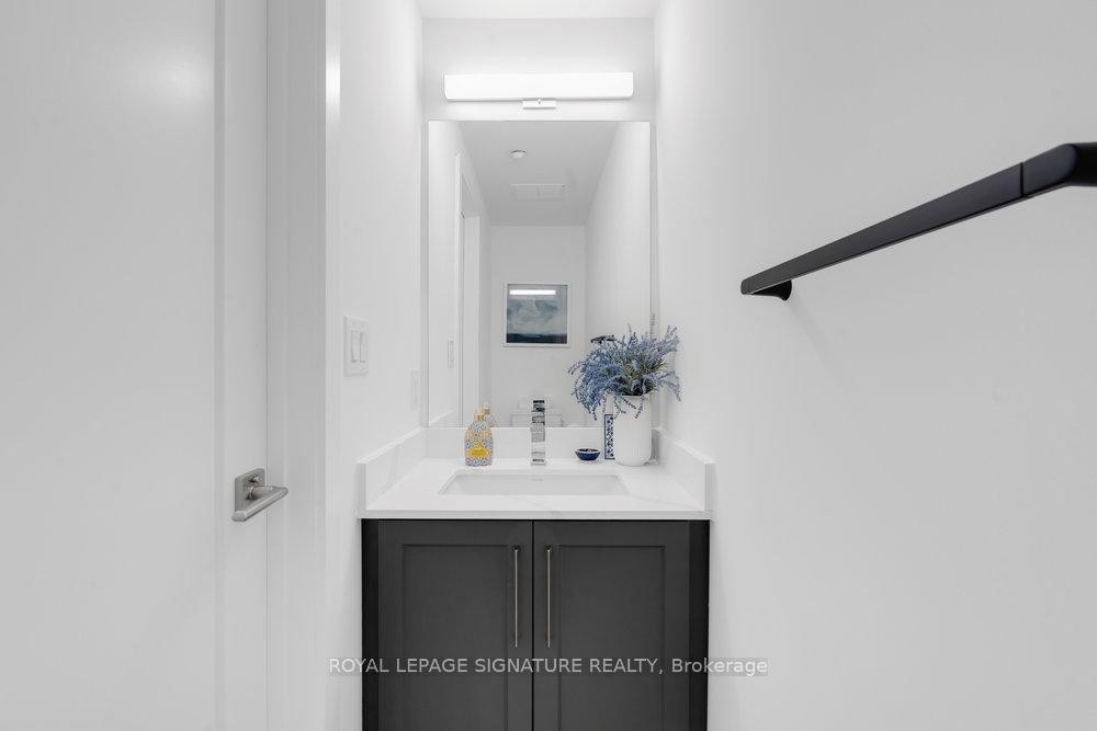 









1467


O'Connor

Drive, 4,
Toronto,




ON
M4B 0A7

