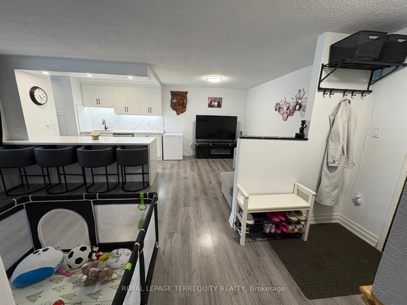 









966


Inverhouse

Drive, 206,
Mississauga,




ON
L5J 4B6

