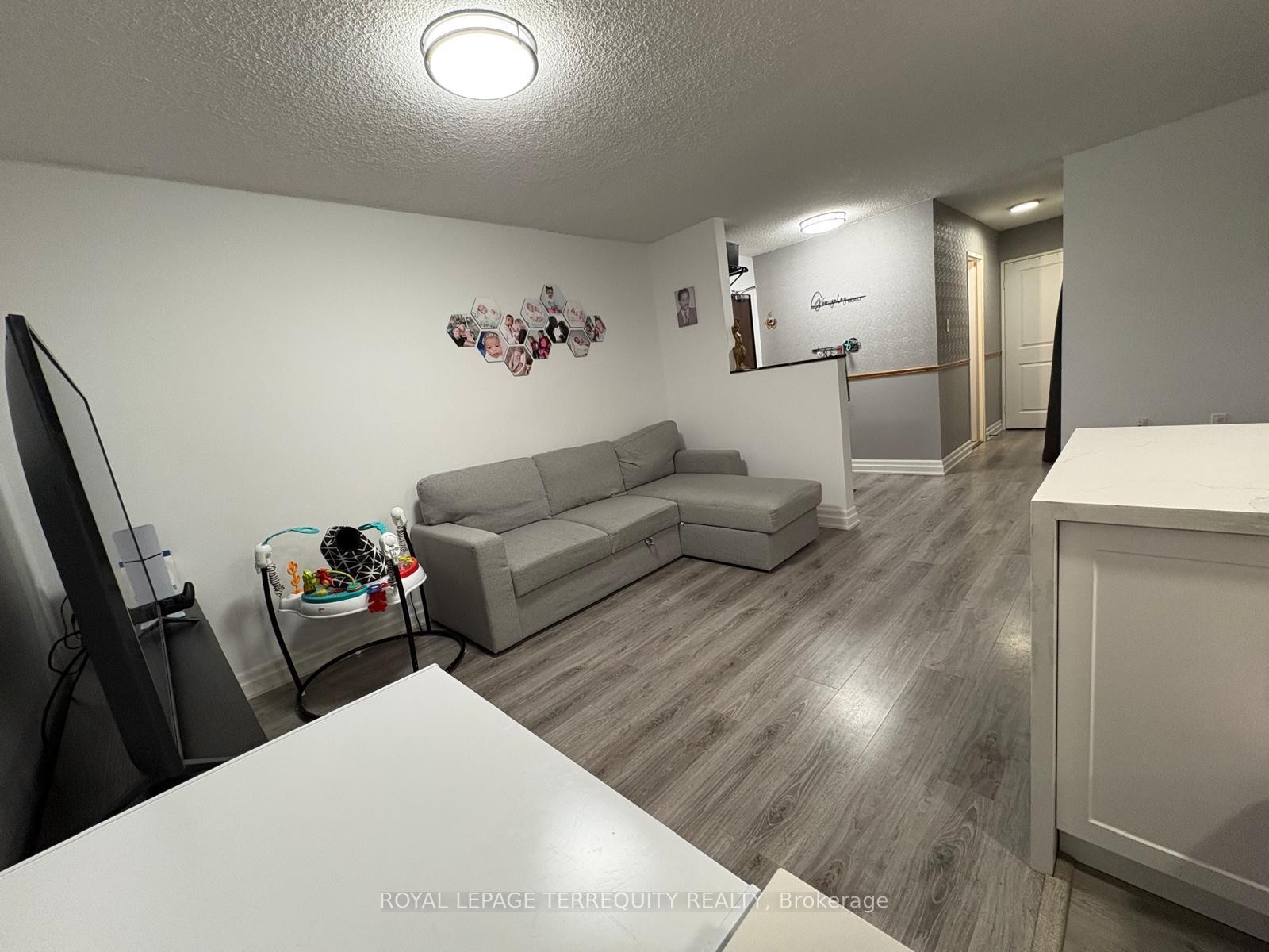 









966


Inverhouse

Drive, 206,
Mississauga,




ON
L5J 4B6

