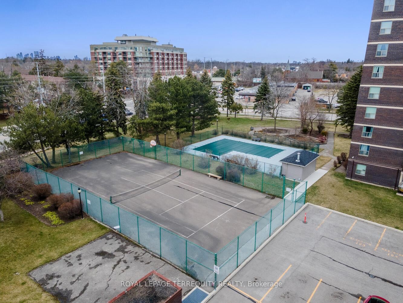 









966


Inverhouse

Drive, 206,
Mississauga,




ON
L5J 4B6

