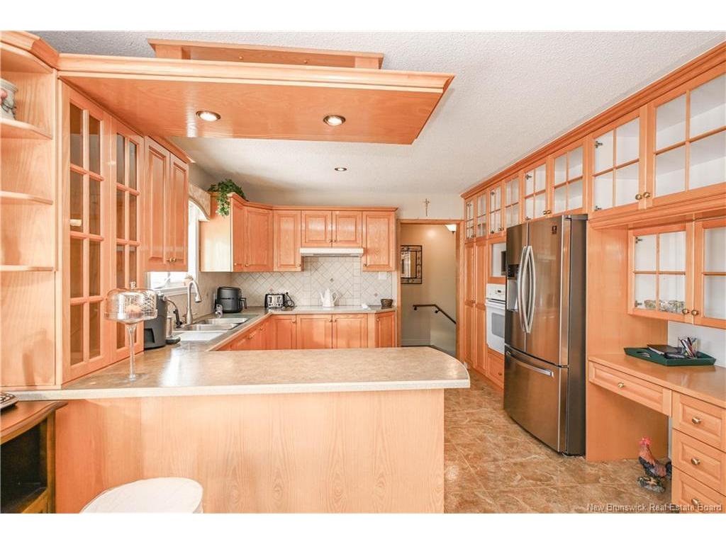 









262


Savard

ST,
Caraquet,




NB
E1W 1A4

