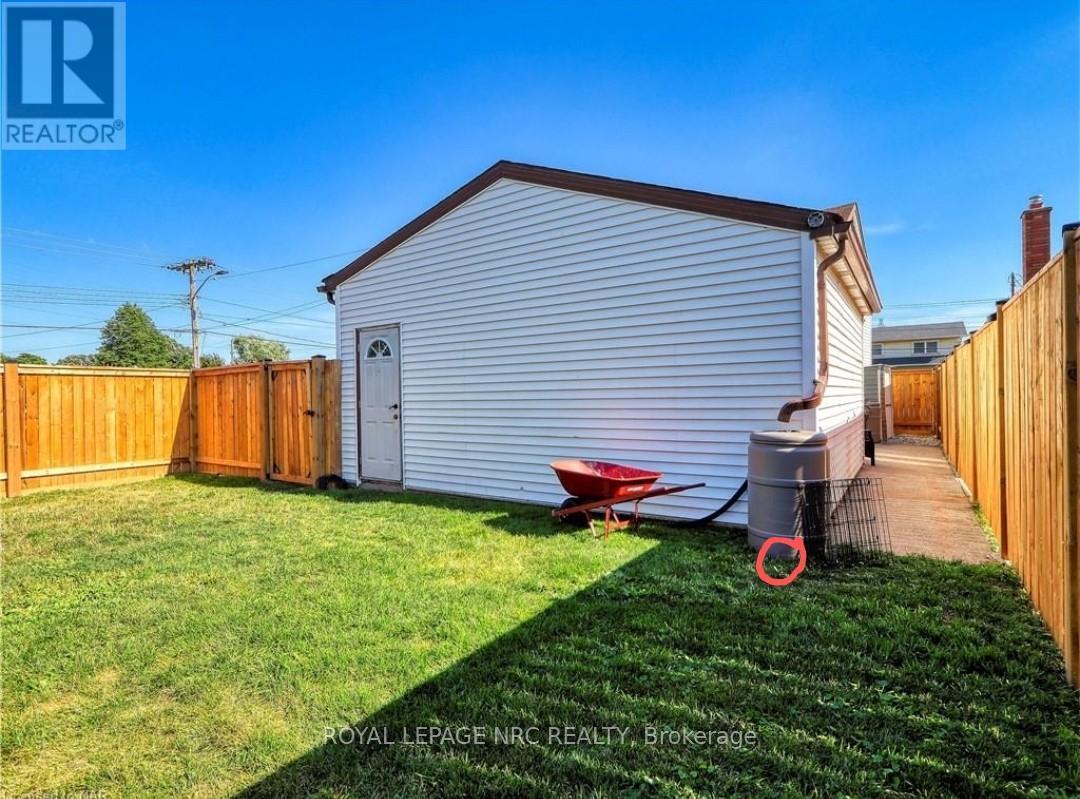 












625 LINCOLN STREET

,
Welland (Lincoln/Crowland),




Ontario
L3B4R2

