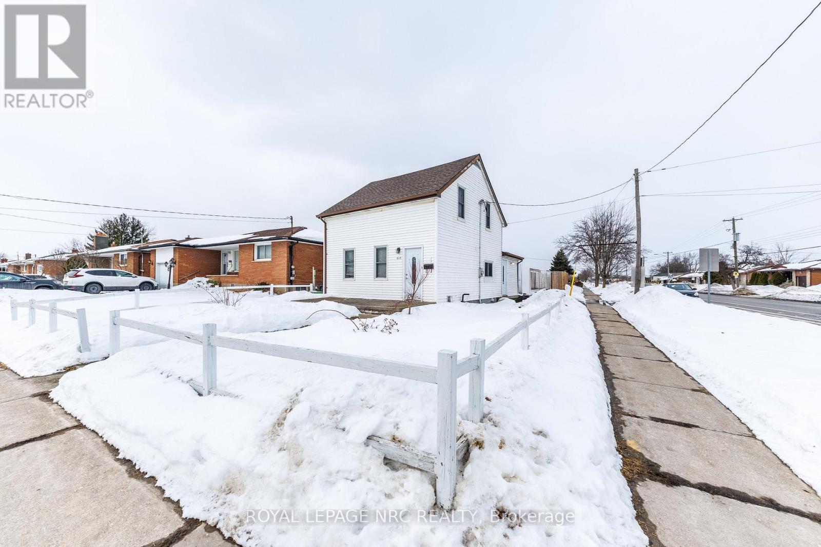 












625 LINCOLN STREET

,
Welland (Lincoln/Crowland),




Ontario
L3B4R2

