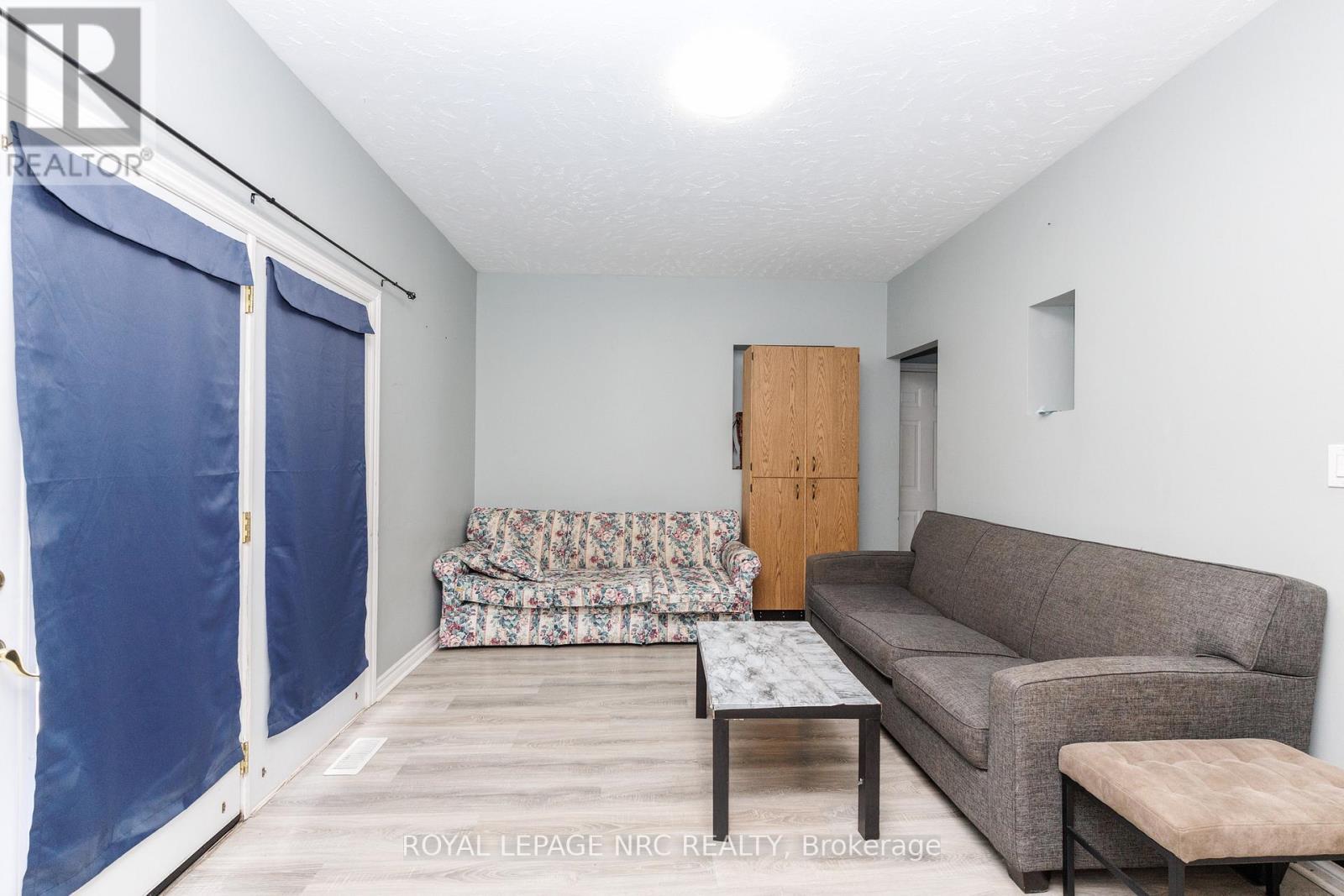 












625 LINCOLN STREET

,
Welland (Lincoln/Crowland),




Ontario
L3B4R2

