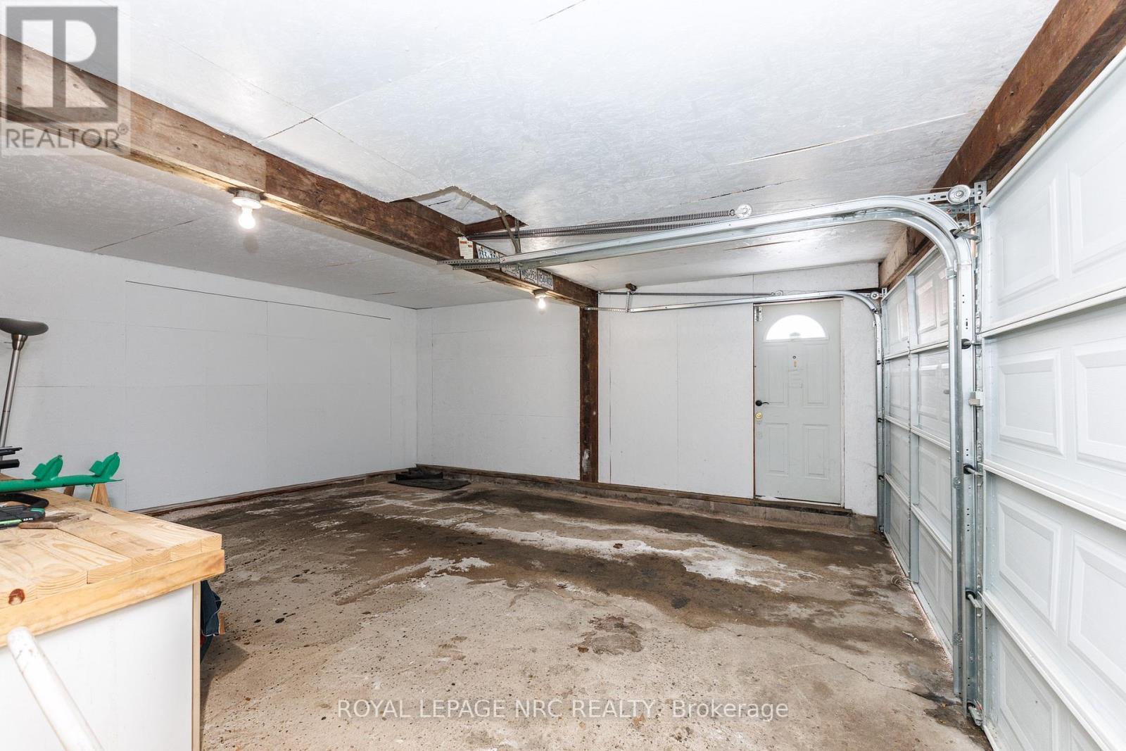 












625 LINCOLN STREET

,
Welland (Lincoln/Crowland),




Ontario
L3B4R2

