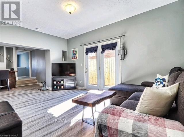 












625 LINCOLN STREET

,
Welland (Lincoln/Crowland),




Ontario
L3B4R2

