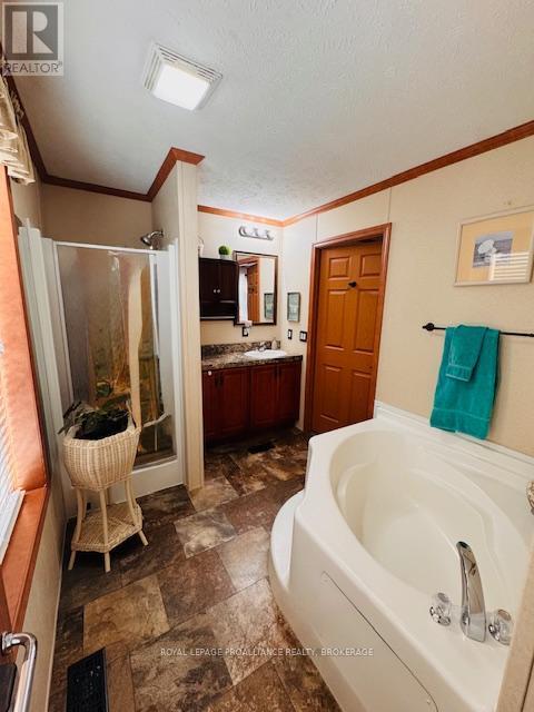 












22-3303 HIGHWAY 32

,
Front of Leeds & Seeleys Bay,




Ontario
K0H2N0

