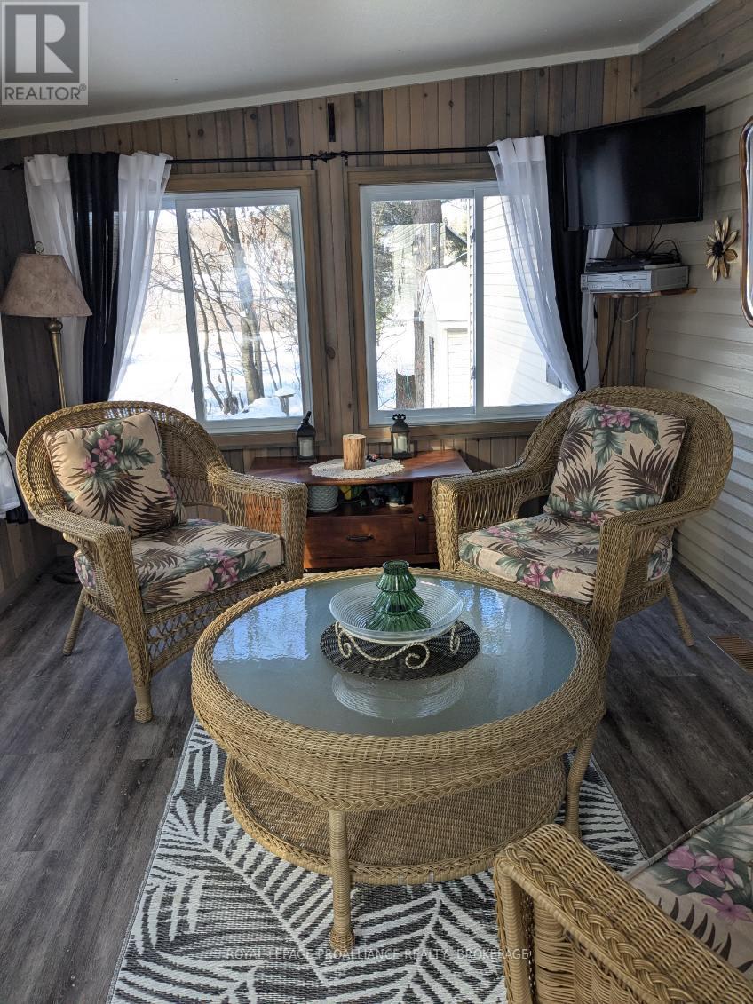 












22-3303 HIGHWAY 32

,
Front of Leeds & Seeleys Bay,




Ontario
K0H2N0

