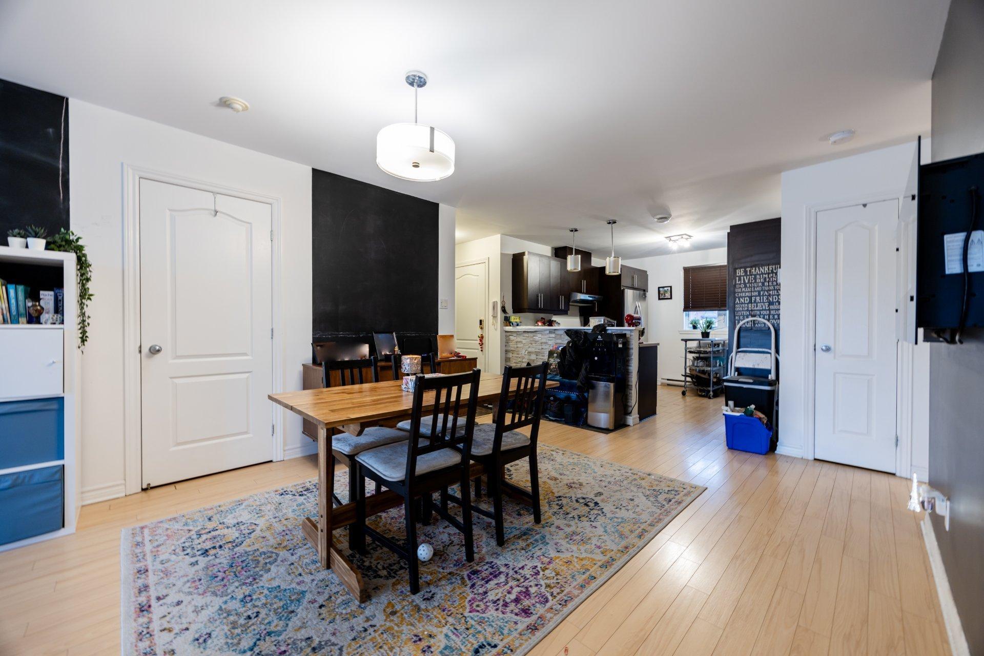 









5625


Rue Condor

, 2,
Brossard,




QC
J4Z0A4

