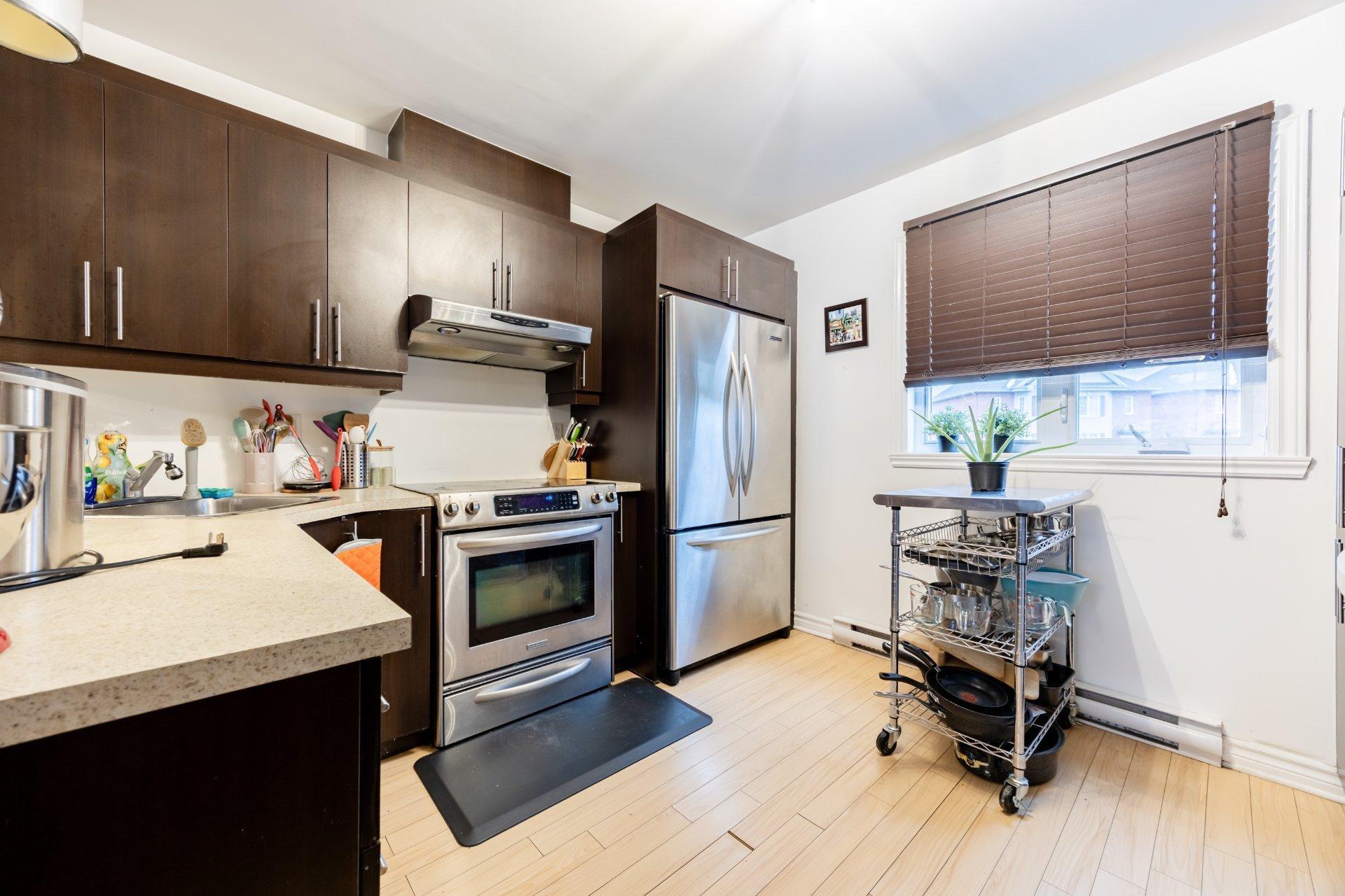 









5625


Rue Condor

, 2,
Brossard,




QC
J4Z0A4

