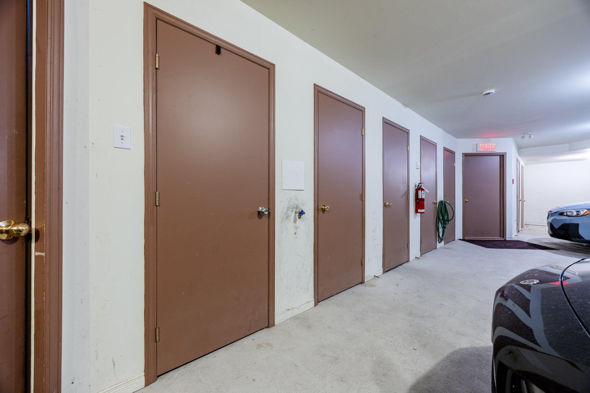 









5625


Rue Condor

, 2,
Brossard,




QC
J4Z0A4

