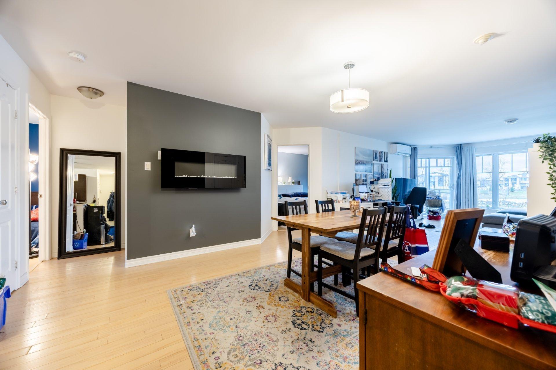 









5625


Rue Condor

, 2,
Brossard,




QC
J4Z0A4

