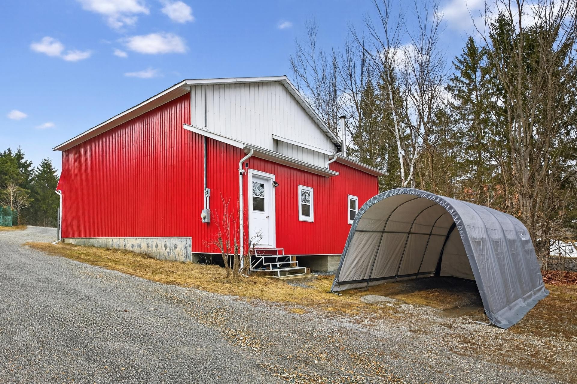 









6970


Rue Émery-Fontaine

,
Sherbrooke (Brompton/Rock Forest/Saint-Élie/Deauville),




QC
J1N2S8

