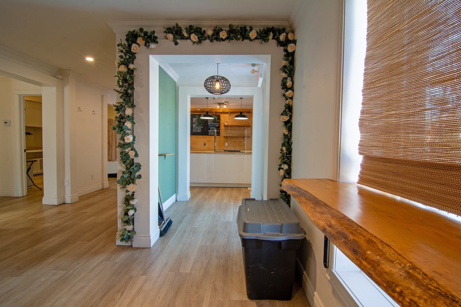 









640


Rue Bernard-Pilon

,
McMasterville,




QC
J3G1L2

