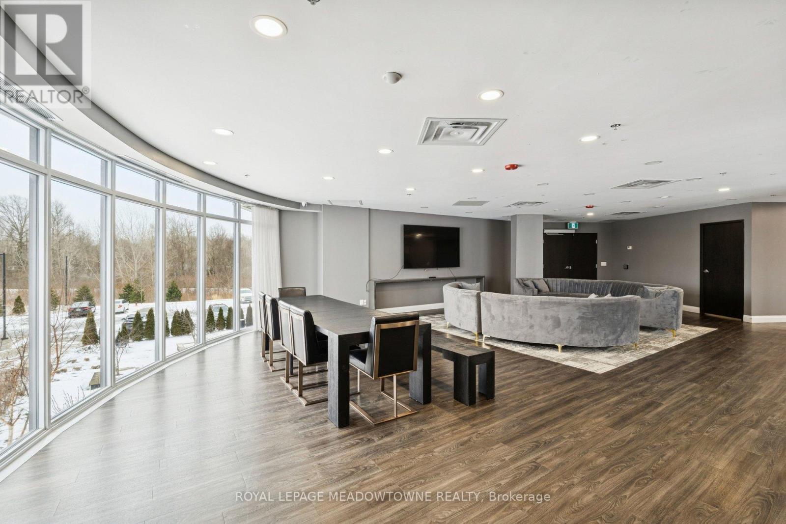 












311 - 7711 GREEN VISTA GATE

,
Niagara Falls,




Ontario
L2G0A8

