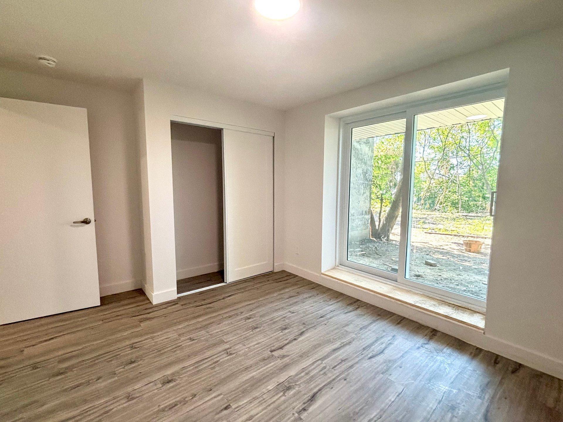 









2134


Boul. Grand

,
Montréal (Côte-des-Neiges/Notre-Dame-de-Grâce),




QC
H4B2W8

