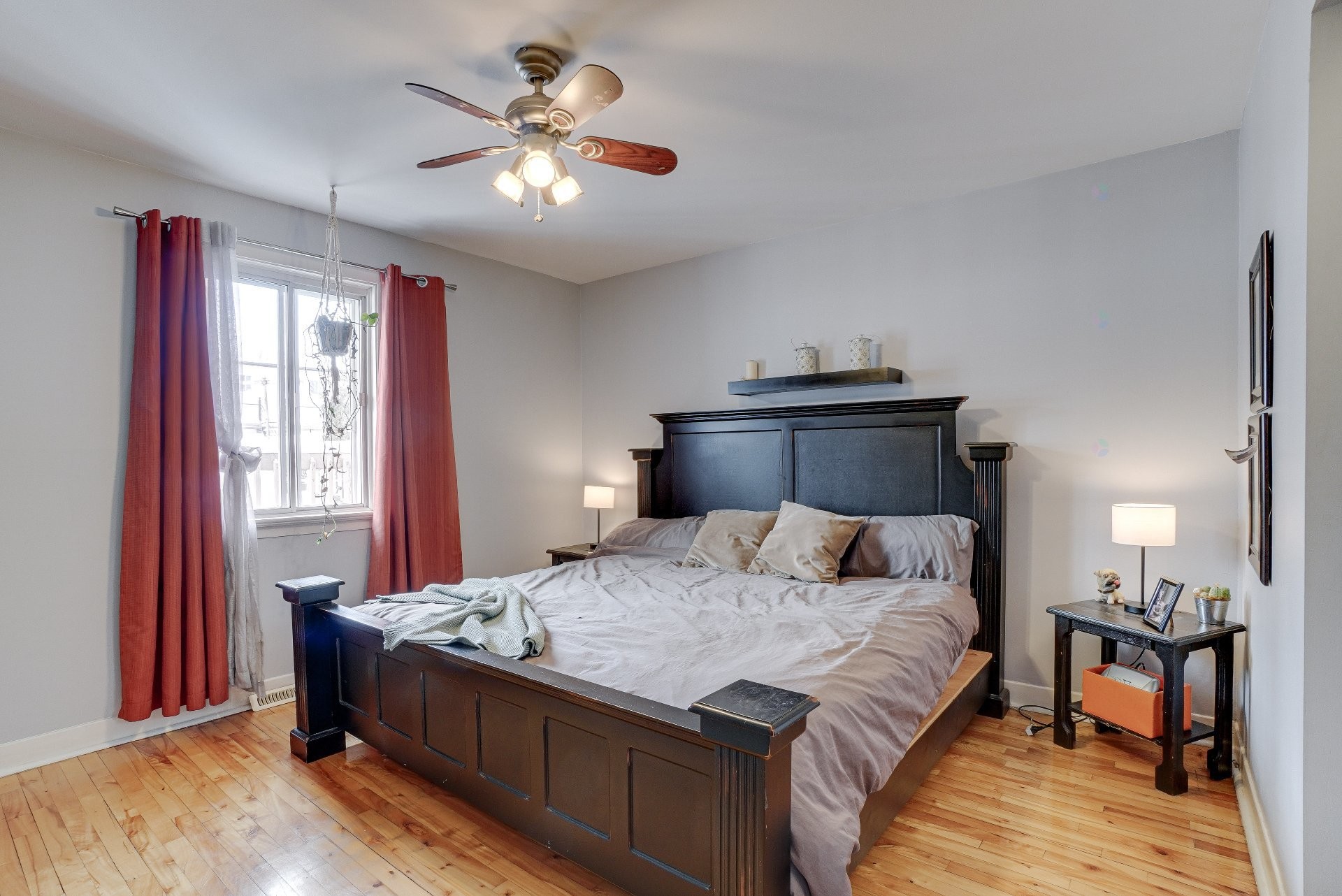 









18


Rue Archambault

,
Charlemagne,




QC
J5Z1Z8

