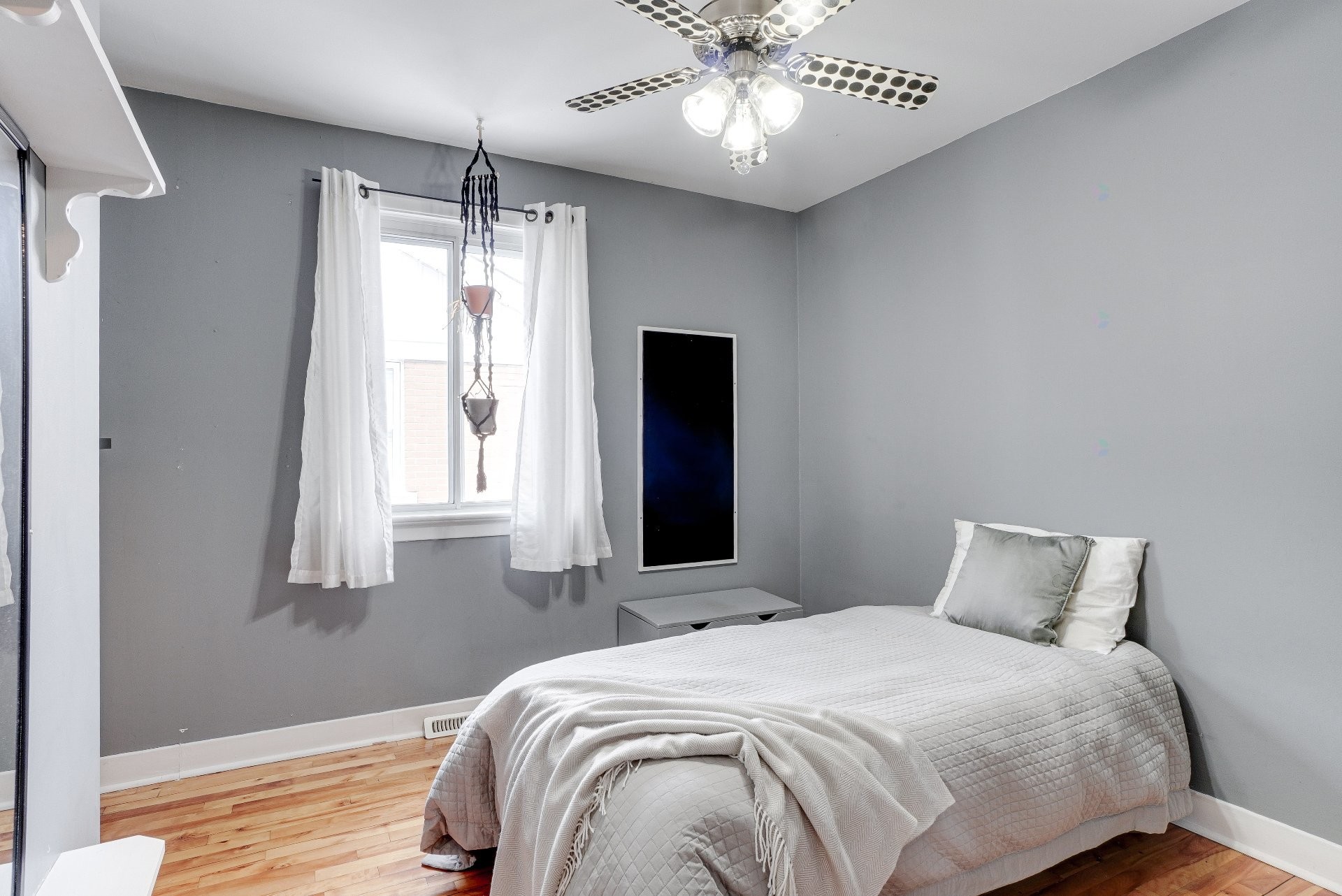 









18


Rue Archambault

,
Charlemagne,




QC
J5Z1Z8

