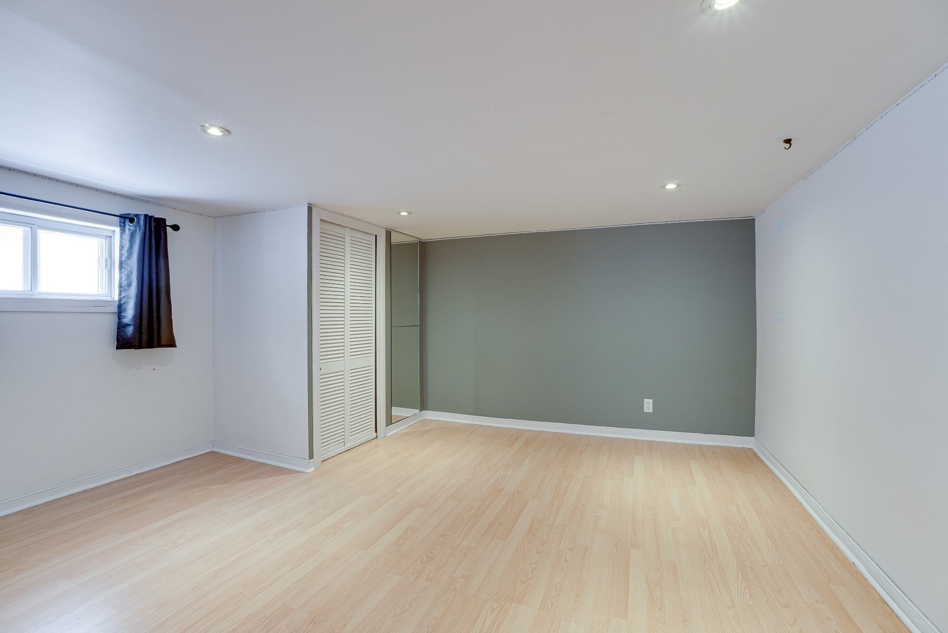 









18


Rue Archambault

,
Charlemagne,




QC
J5Z1Z8

