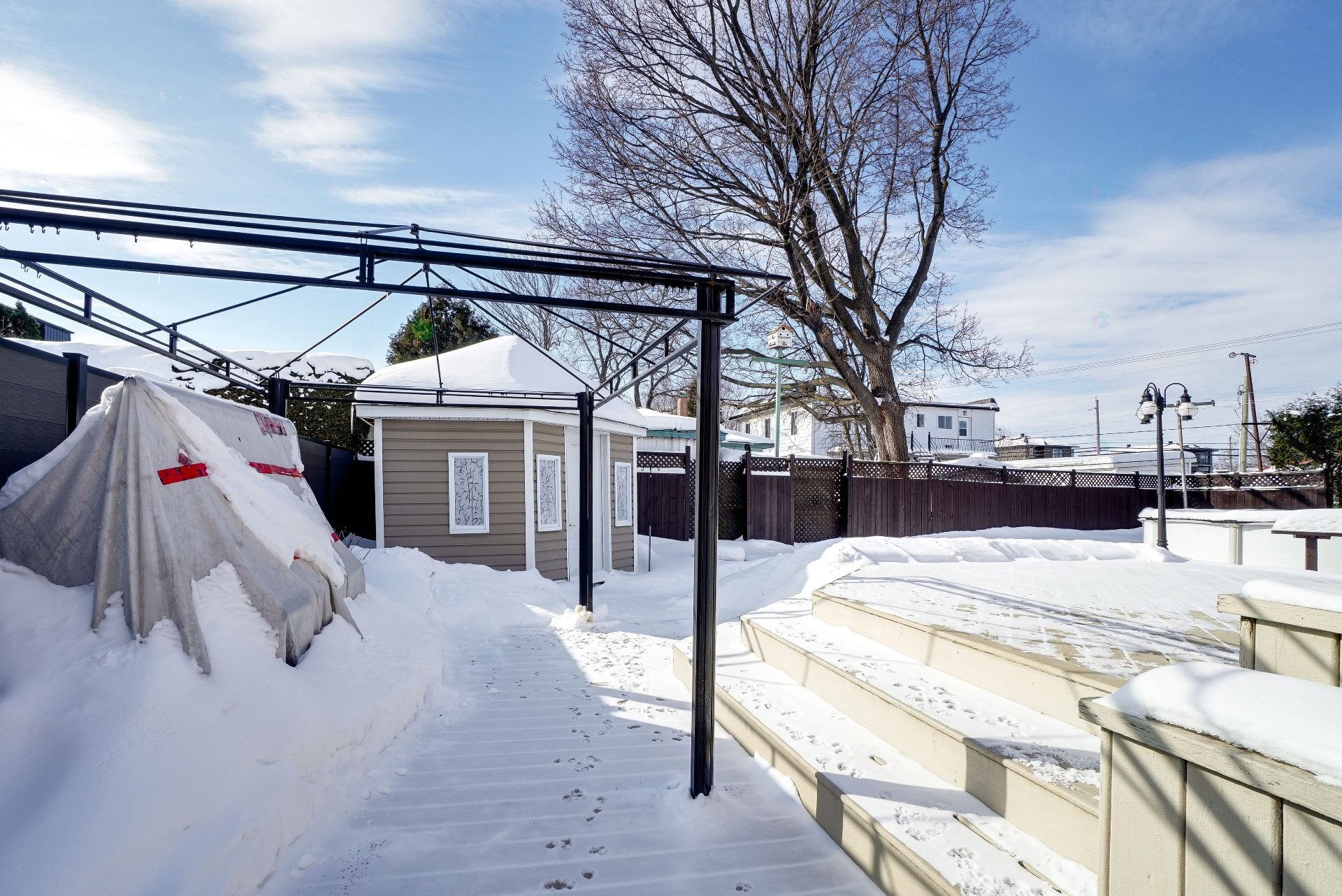 









18


Rue Archambault

,
Charlemagne,




QC
J5Z1Z8

