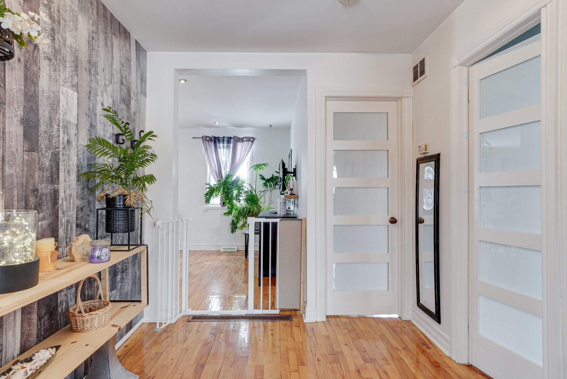 









18


Rue Archambault

,
Charlemagne,




QC
J5Z1Z8

