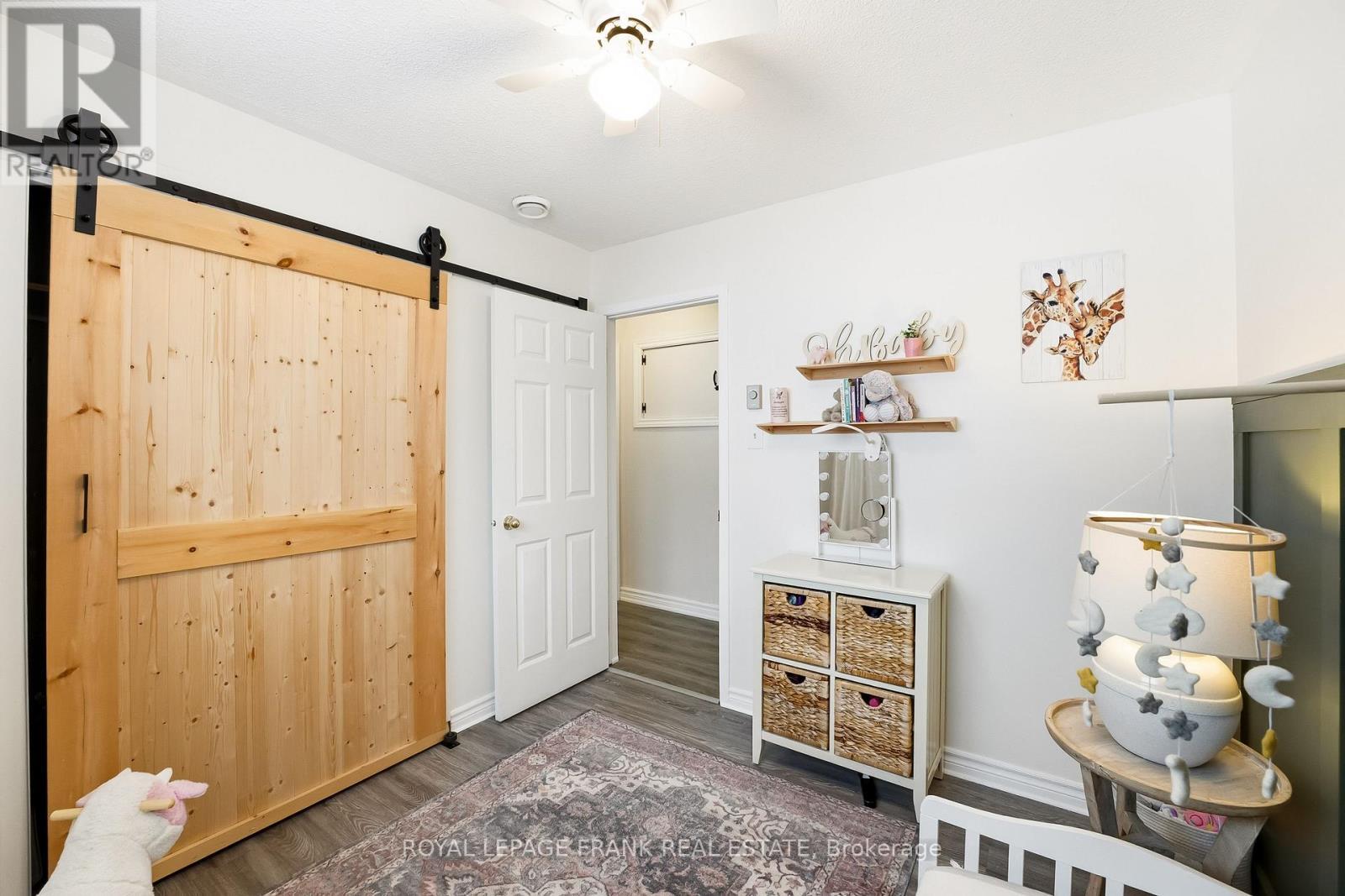 












89 ALLAN STREET

,
Scugog (Port Perry),




Ontario
L9L1E6

