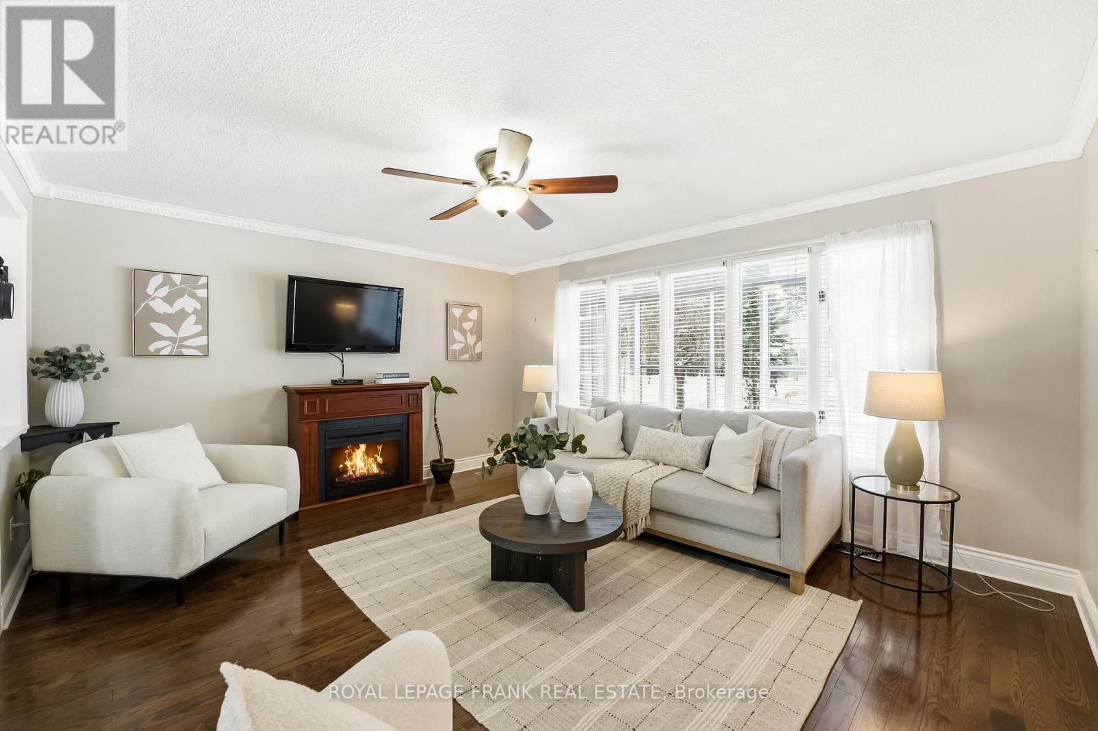 












89 ALLAN STREET

,
Scugog (Port Perry),




Ontario
L9L1E6

