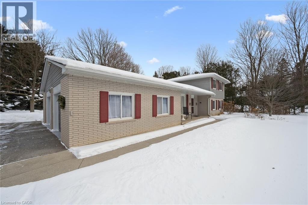 












126 GRANDVIEW Drive

,
Conestogo,




Ontario
N0B1N0

