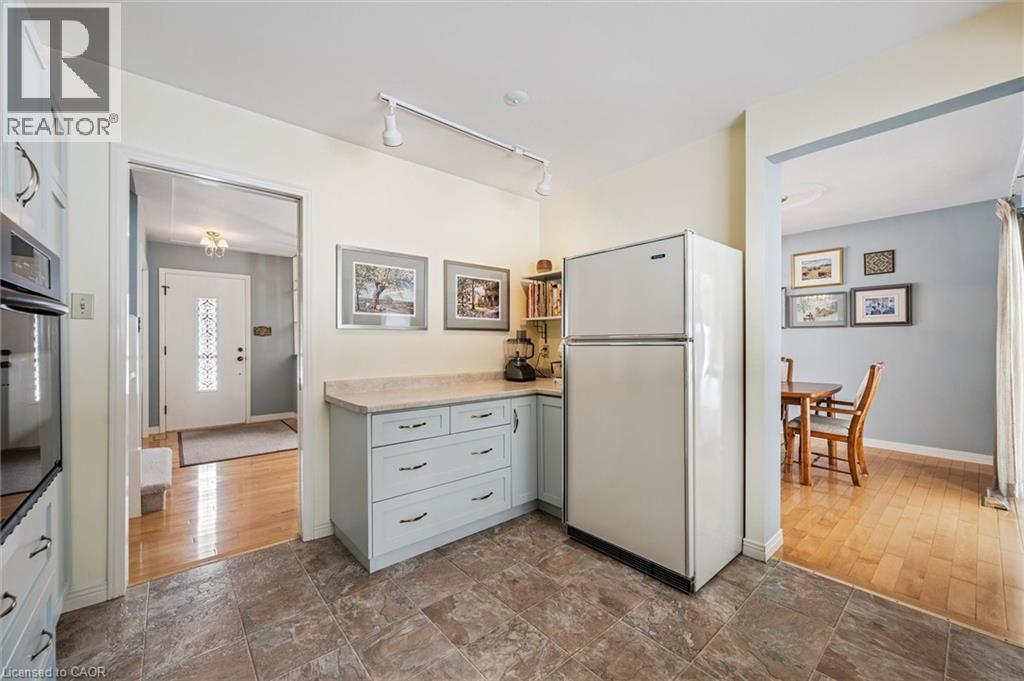 












126 GRANDVIEW Drive

,
Conestogo,




Ontario
N0B1N0

