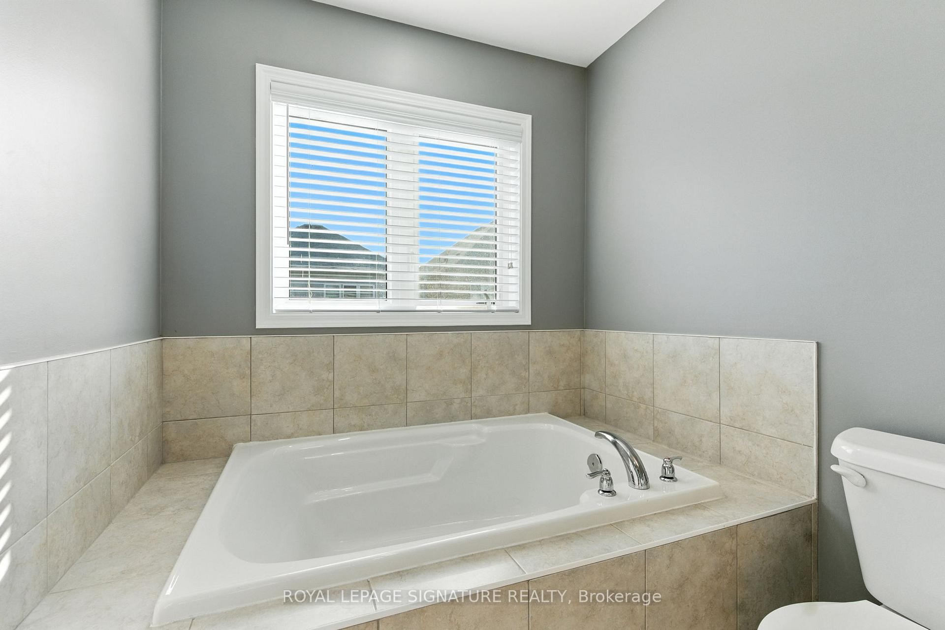 









16


Froggy

Drive,
Thorold,




ON
L3B 0G9

