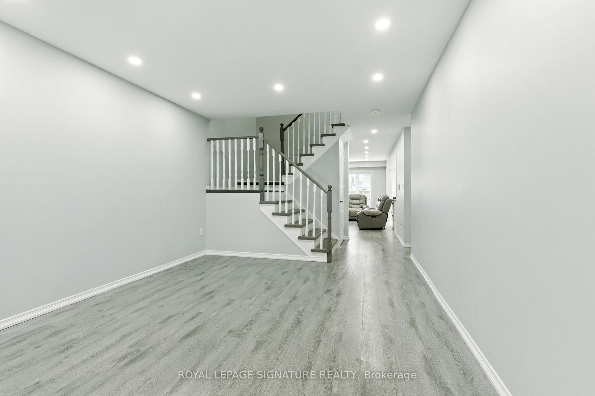 









16


Froggy

Drive,
Thorold,




ON
L3B 0G9

