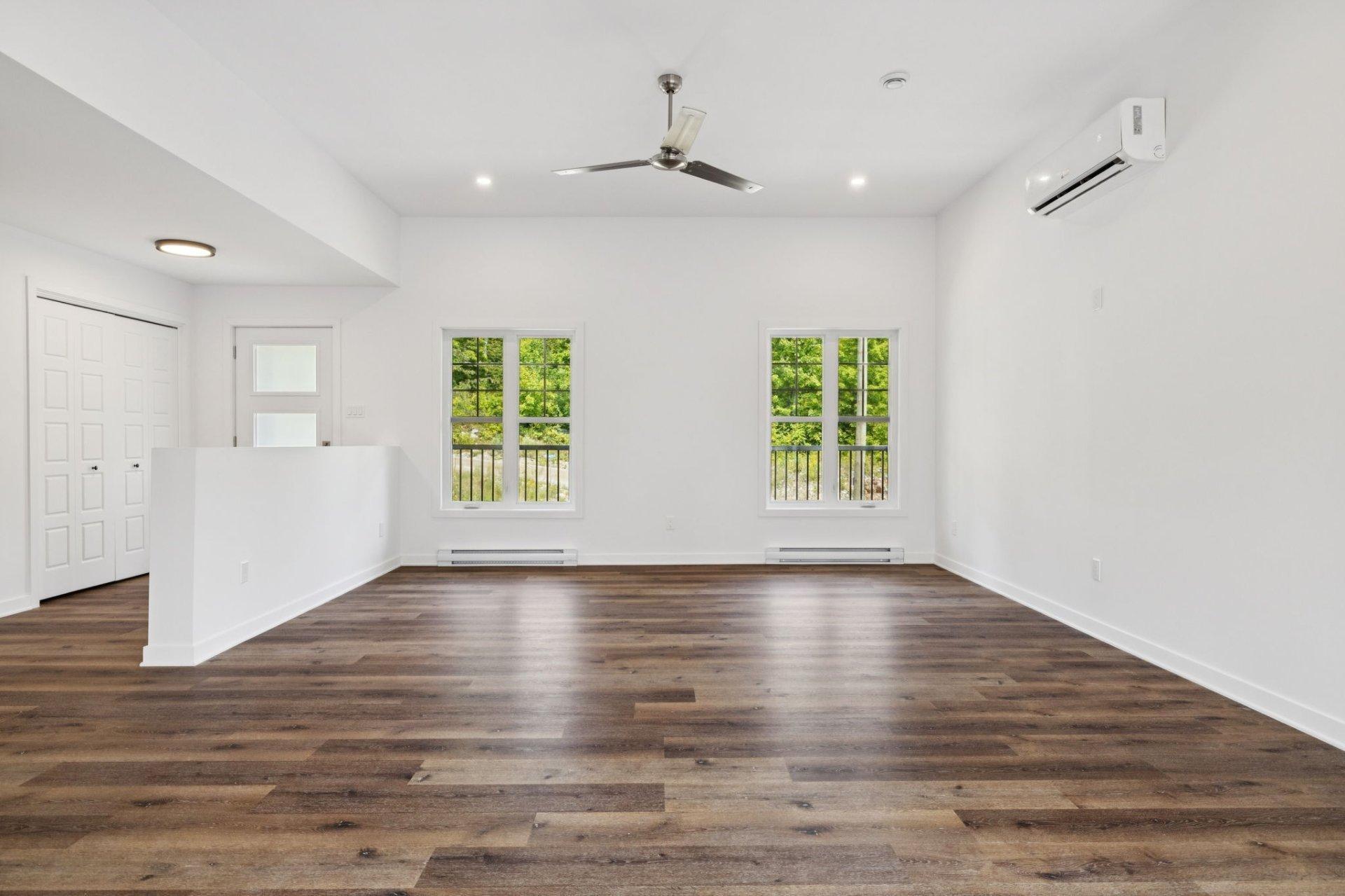 









66


Ch. des Lueurs

,
Val-des-Monts,




QC
J8N4J6

