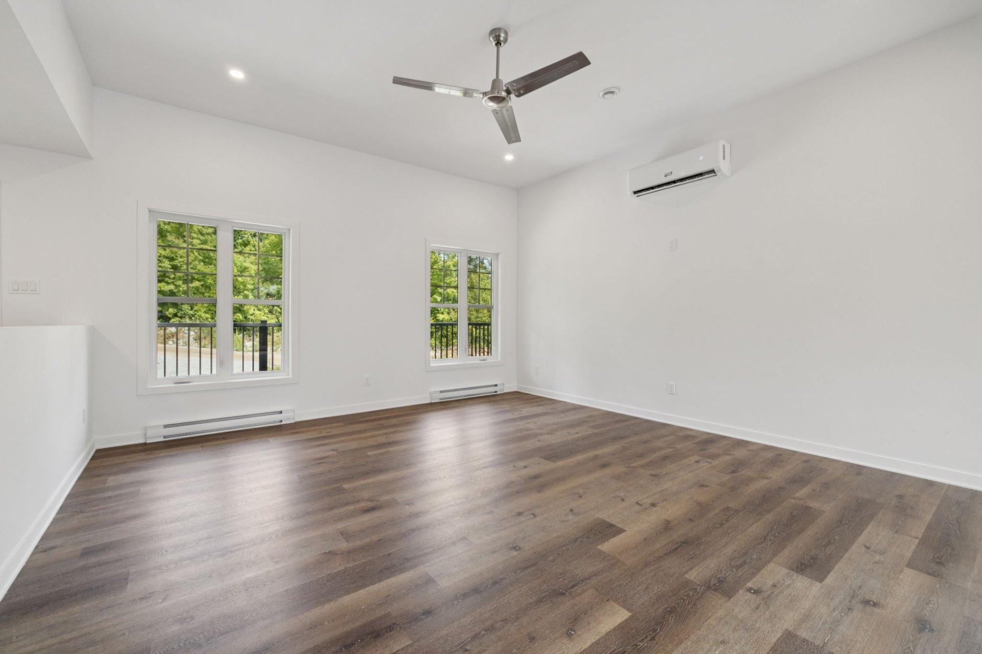 









66


Ch. des Lueurs

,
Val-des-Monts,




QC
J8N4J6

