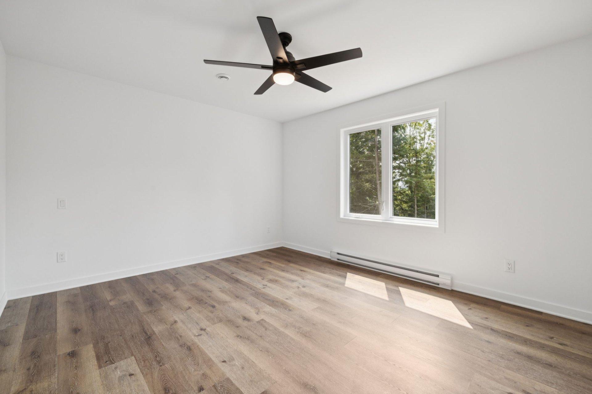 









66


Ch. des Lueurs

,
Val-des-Monts,




QC
J8N4J6

