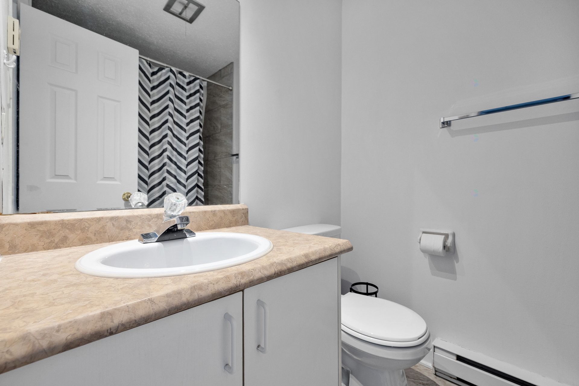 









23


Rue de la Soeur-Jeanne-Marie-Chavoin

, 1019,
Gatineau (Hull),




QC
J8Z1V9

