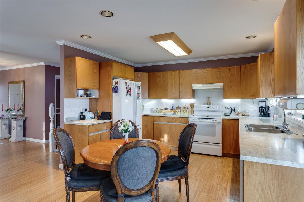 









2170


Sunview

Drive,
West Kelowna,




BC
V1Z 3R2

