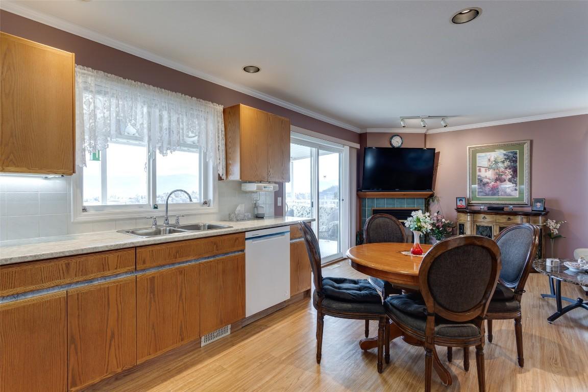 









2170


Sunview

Drive,
West Kelowna,




BC
V1Z 3R2

