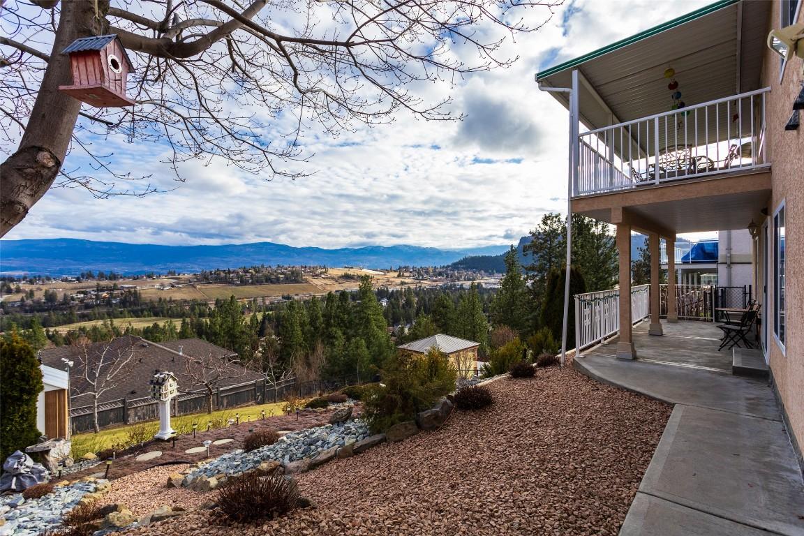 









2170


Sunview

Drive,
West Kelowna,




BC
V1Z 3R2

