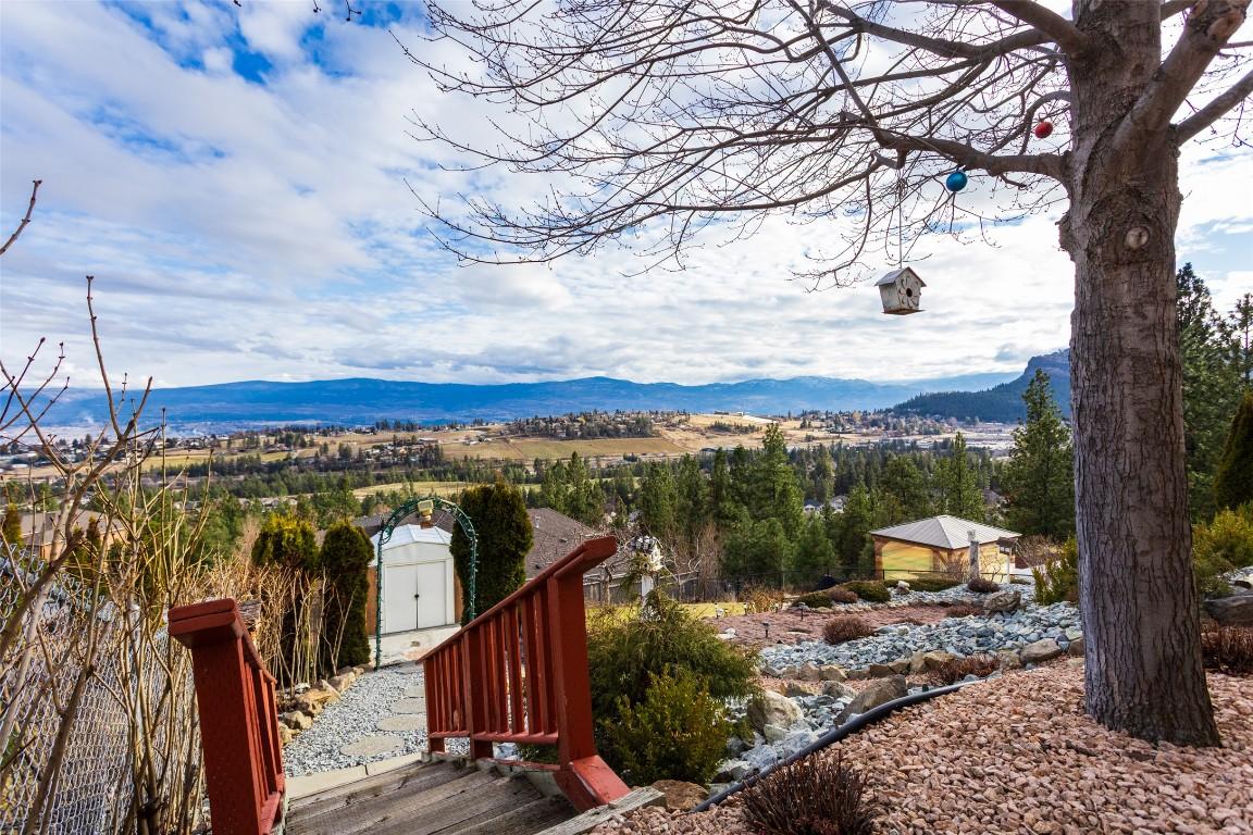 









2170


Sunview

Drive,
West Kelowna,




BC
V1Z 3R2

