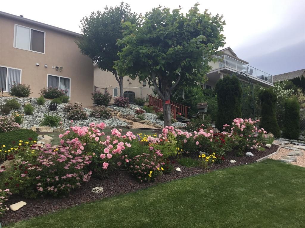 









2170


Sunview

Drive,
West Kelowna,




BC
V1Z 3R2

